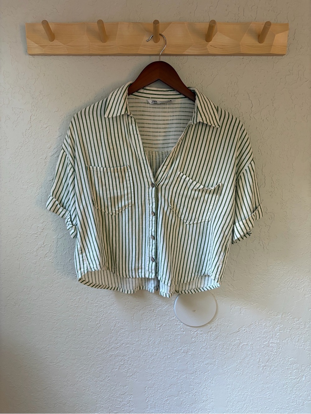Zara Green and White Striped Boxy Cropped Button-Down Shirt